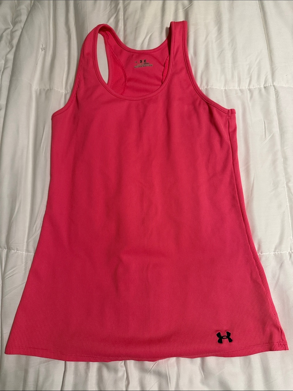 Under Armour Women’s Hot Pink Ribbed Racerback Tank large